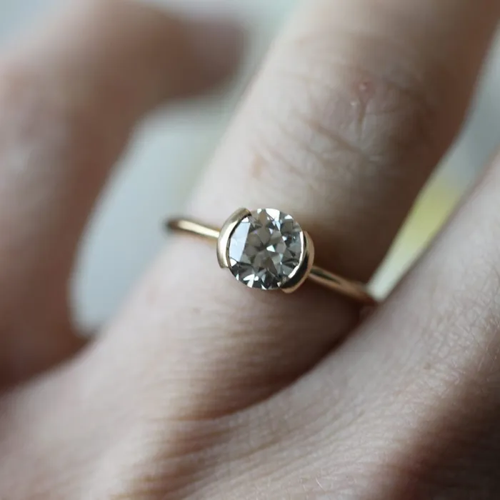 Rings Consider Bridal Valo Engagement Ring