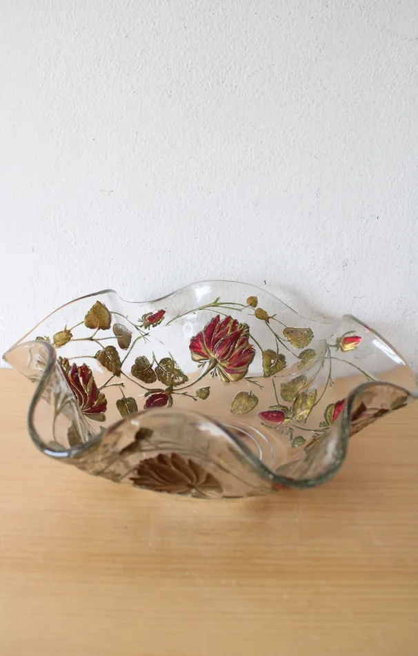 Rings Jubilee Thrift Goofus Glass Red Gold Floral Ruffled Edged Bowl