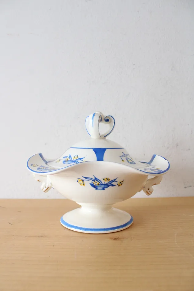 Rings Jubilee Thrift Japanese Hand Painted Blue Yellow Divided Small Footed Dish Rings Jubilee Thrift Japanese Hand Painted Blue Yellow Divided Small Footed Dish