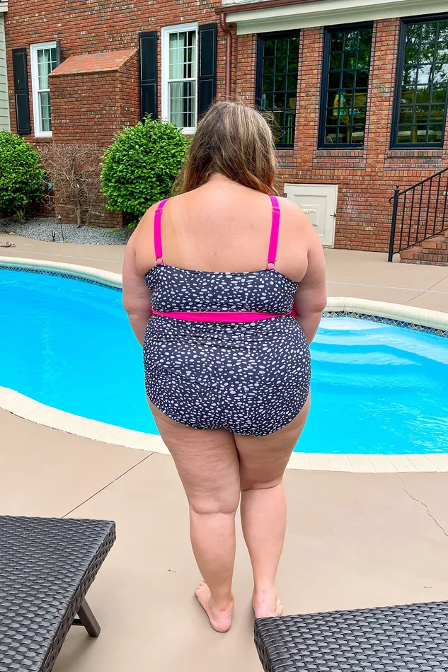 Rings Mack and Mal Beach Party OnePiece Swimsuit Hot Pink Black