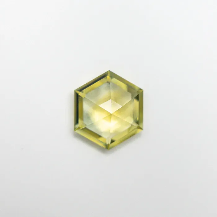Rings Misfit Gems 075ct 672x584x244mm Hexagon Step Cut Sapphire 1987401