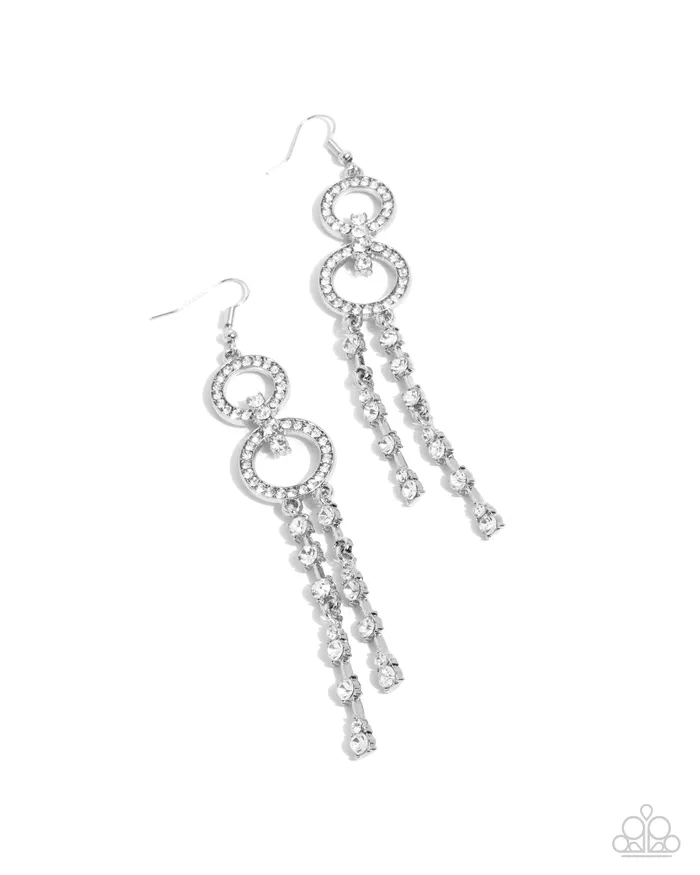 Rings Paparazzi Accessories Chic Crowd White