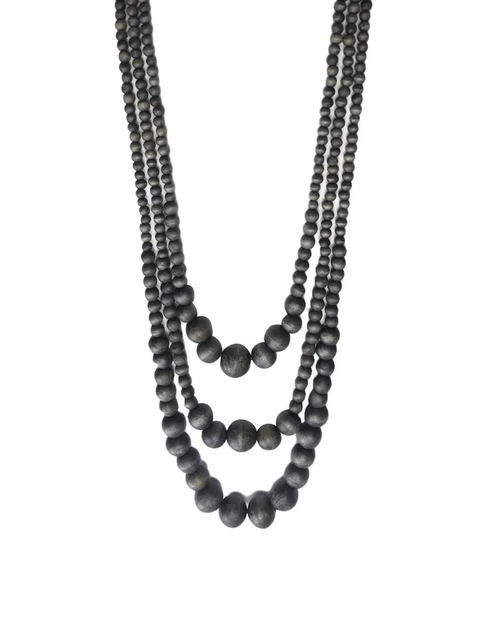 Sans Short Layered Necklace Erika Pea Necklaces Sans Short Layered Necklace Erika Pea Necklaces
