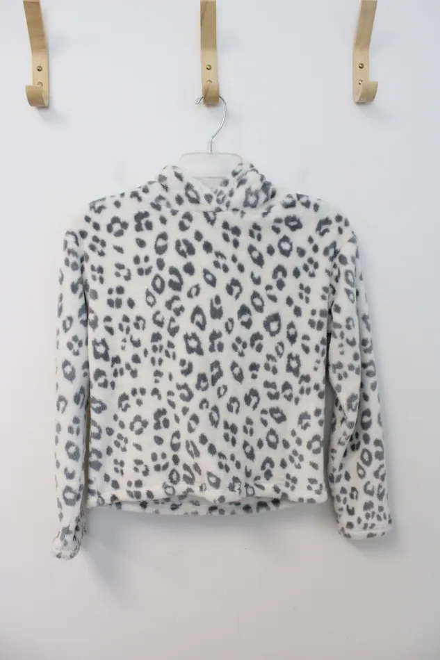 SO Rings SO Fuzzy Gray White Leopard Print Hoodie Youth L 1012