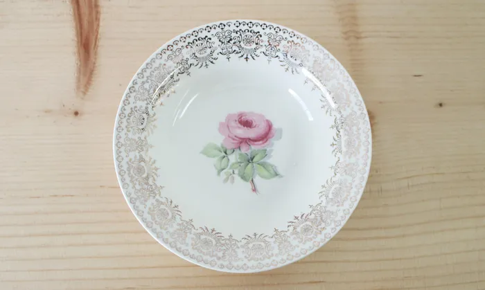 Taylor Smith USA Gold Edge Rose China 1 4B2 Small Dessert Bowl Taylor Made USA Earrings