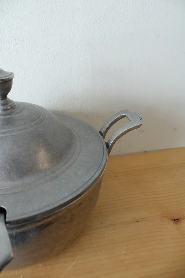 Wilton Armetale Earrings RWP Wilton Armetale Pewter Plough Tavern Tureen