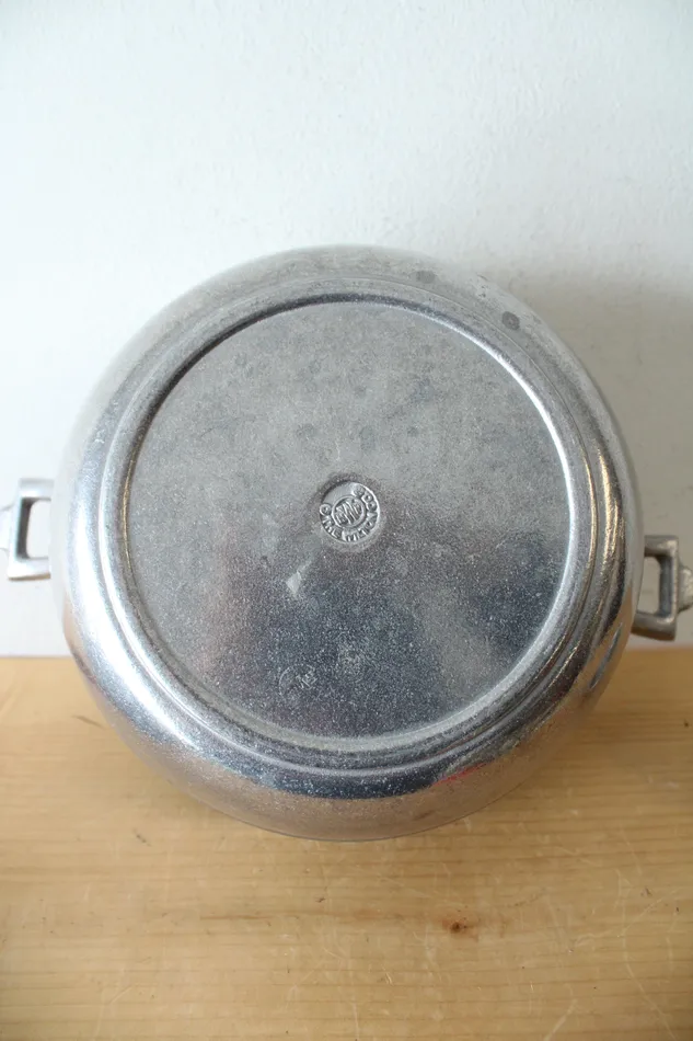 Wilton Armetale Earrings RWP Wilton Armetale Pewter Plough Tavern Tureen
