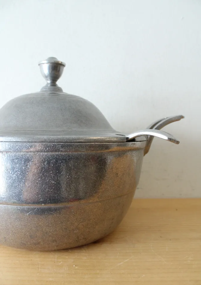 Wilton Armetale Earrings RWP Wilton Armetale Pewter Plough Tavern Tureen